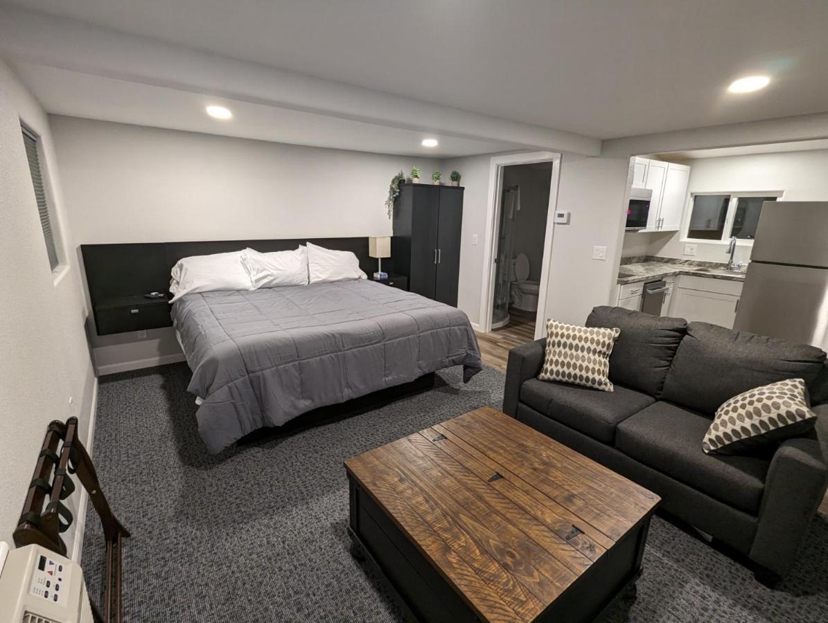 Snowy Mountain Inn Saratoga Ngoại thất bức ảnh
